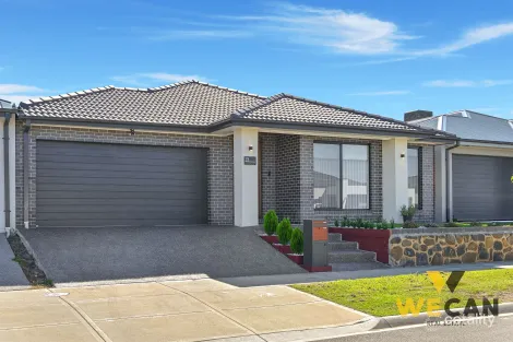 Property photo of 29 Adansonia Circuit Mickleham VIC 3064