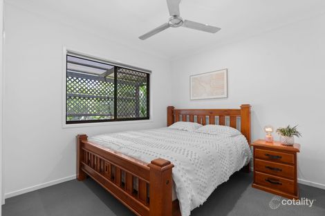 Property photo of 30 Bottlebrush Drive Deebing Heights QLD 4306