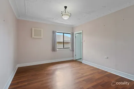 Property photo of 8 Bell Street Greenmount QLD 4359