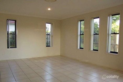 Property photo of 1/34 North Shore Avenue Varsity Lakes QLD 4227