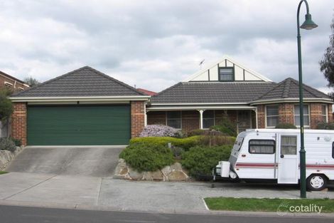 Property photo of 3 Garden Court Berwick VIC 3806