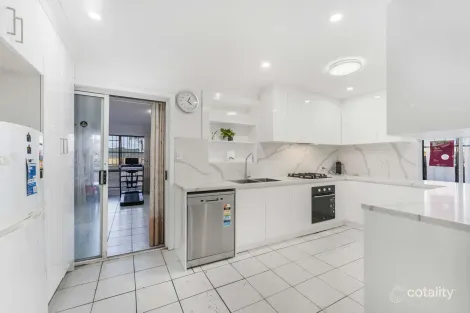 Property photo of 37 Bencubbin Street Sadleir NSW 2168