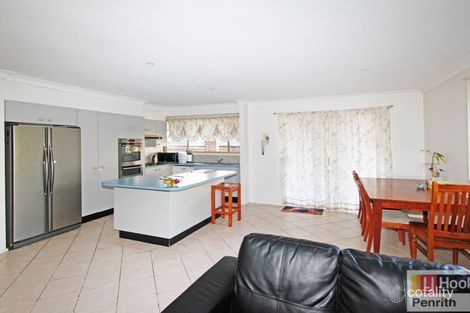 Property photo of 12 Corndew Crescent Werrington Downs NSW 2747