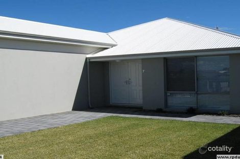 Property photo of 7 Jaeger Bend Tapping WA 6065
