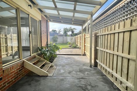 13/10 Parkhill Dr, Berwick, VIC 3806