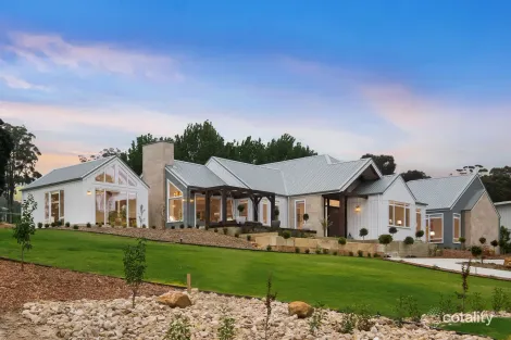 Property photo of 21 Robinson Street Mittagong NSW 2575