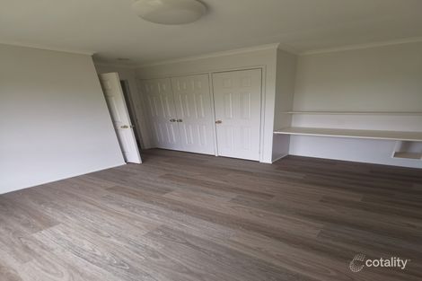 Property photo of 53 Edenlea Drive Meadowbrook QLD 4131