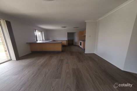 Property photo of 53 Edenlea Drive Meadowbrook QLD 4131