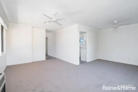 Property photo of 11 Diana Crescent Morphett Vale SA 5162