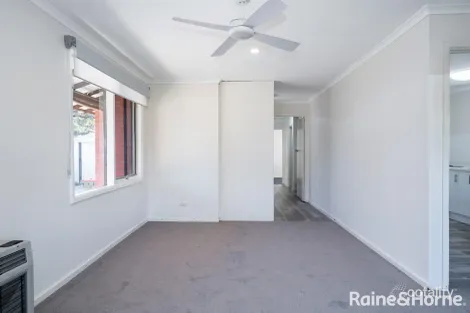 Property photo of 11 Diana Crescent Morphett Vale SA 5162