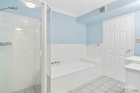Property photo of 26/9 Ocean Street Coolangatta QLD 4225