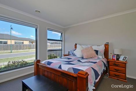 Property photo of 17 Ashleigh Place Traralgon East VIC 3844