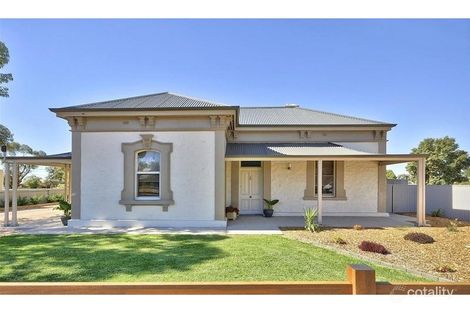 Property photo of 20 Horrocks Highway Wilmington SA 5485