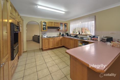 Property photo of 7 Formby Close Bomaderry NSW 2541