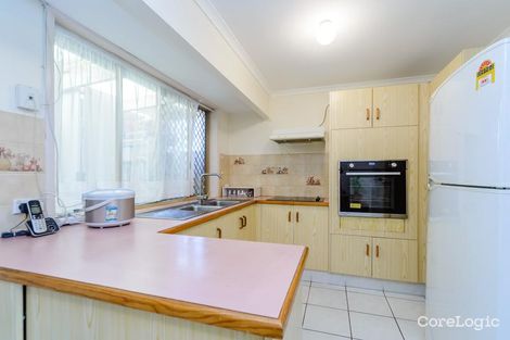 Property photo of 2/32 McMillan Street Labrador QLD 4215