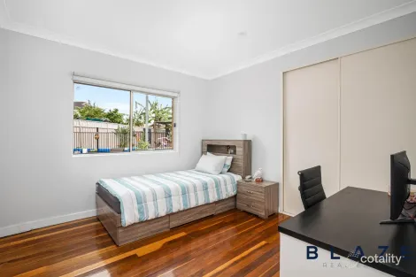 Property photo of 5 Iluka Close Wakeley NSW 2176