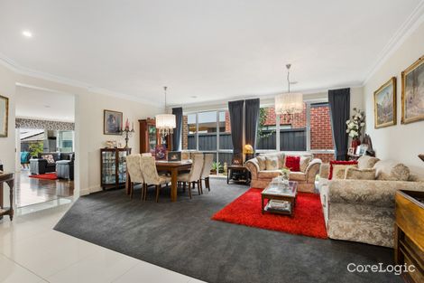 Property photo of 61 Noorat Place Cranbourne North VIC 3977