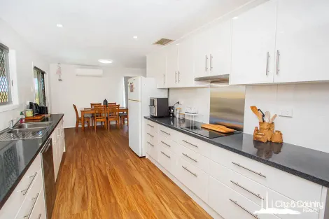 Property photo of 6 Amelia Crescent Townview QLD 4825