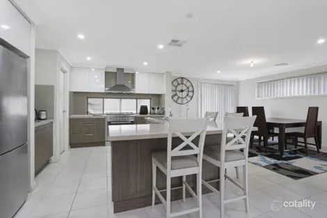 11 Hotham Rd, Minto, NSW 2566