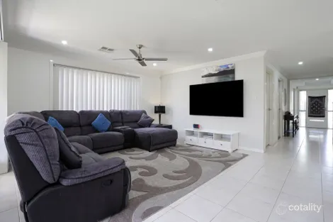Property photo of 11 Hotham Road Minto NSW 2566