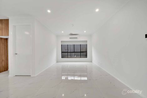 Property photo of 30 Kayden Court Werribee VIC 3030