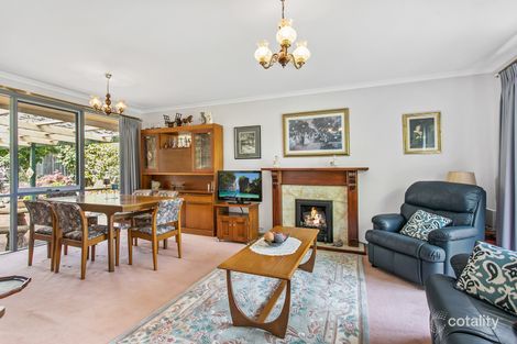 Property photo of 4 Ephcris Court Endeavour Hills VIC 3802