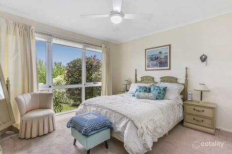 Property photo of 4 Ephcris Court Endeavour Hills VIC 3802