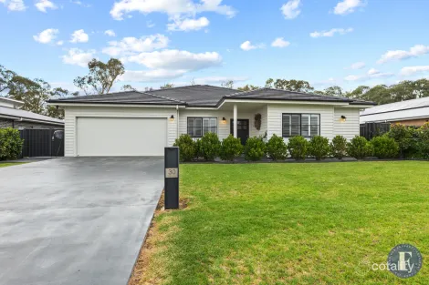 Property photo of 30 Keith Taylor Crescent Cootamundra NSW 2590