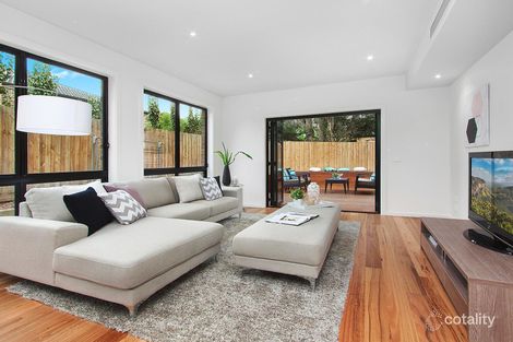 Property photo of 2/24 Illuka Crescent Mount Waverley VIC 3149