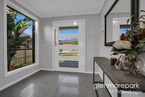 Property photo of 18 Woodgrove Place Glenmore Park NSW 2745