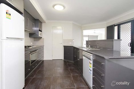 Property photo of 21 Firefly Crescent Ooralea QLD 4740