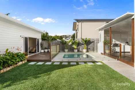 Property photo of 10 Mudjimba Beach Road Mudjimba QLD 4564