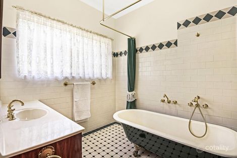 Property photo of 31 Nollamara Drive Elanora QLD 4221