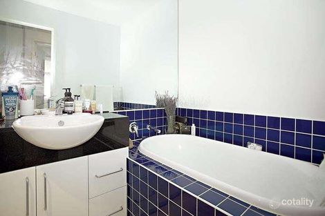 Property photo of 208/348 Beaconsfield Parade St Kilda West VIC 3182