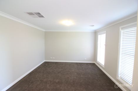 Property photo of 25 Maitland Drive Estella NSW 2650