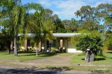 24 Richard St, Urangan, QLD 4655