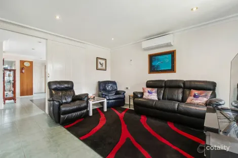 Property photo of 1 Jacana Drive Carrum Downs VIC 3201