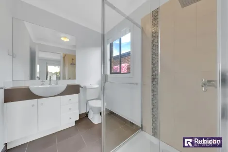 Property photo of 18 Dylan Street Tarneit VIC 3029