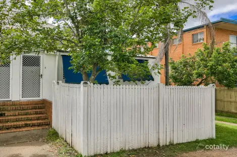 1/251 Junction Rd, Clayfield, QLD 4011