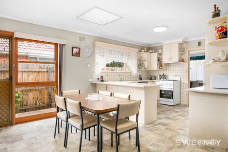 Property photo of 19 Chifley Avenue Altona VIC 3018
