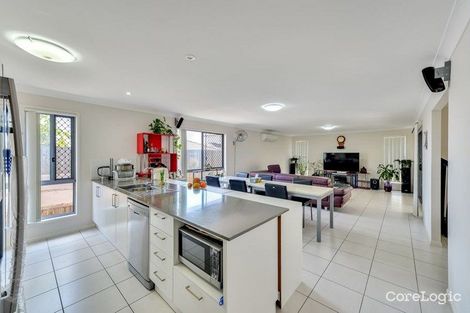 Property photo of 17 The Avenue Heathwood QLD 4110