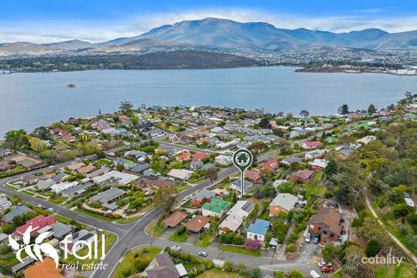 34 Natone St, Lindisfarne, TAS 7015