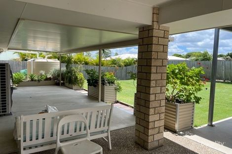 Property photo of 10 Petal Place Yamanto QLD 4305
