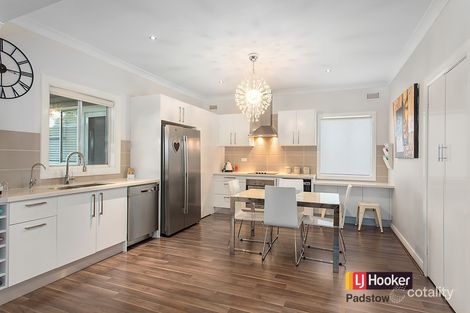 Property photo of 30 Tompson Road Revesby NSW 2212