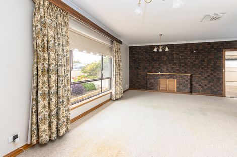 Property photo of 34 Charles Terrace Wallaroo SA 5556