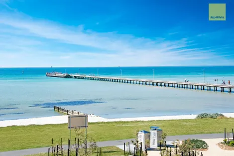 Property photo of 70 First Avenue Rosebud VIC 3939