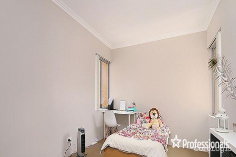 Property photo of 10/9 Parnell Way Canning Vale WA 6155