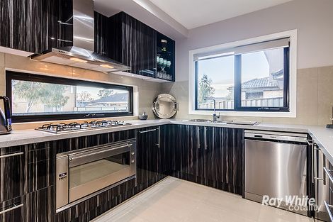 Property photo of 28 Elliott Parade Lynbrook VIC 3975