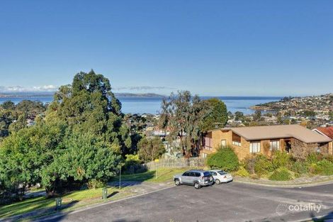 Property photo of 27 Pearl Place Blackmans Bay TAS 7052