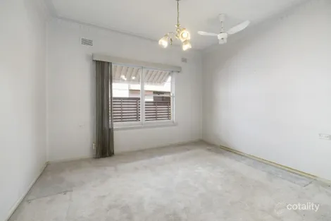 Property photo of 14 Rhonda Place Concord NSW 2137